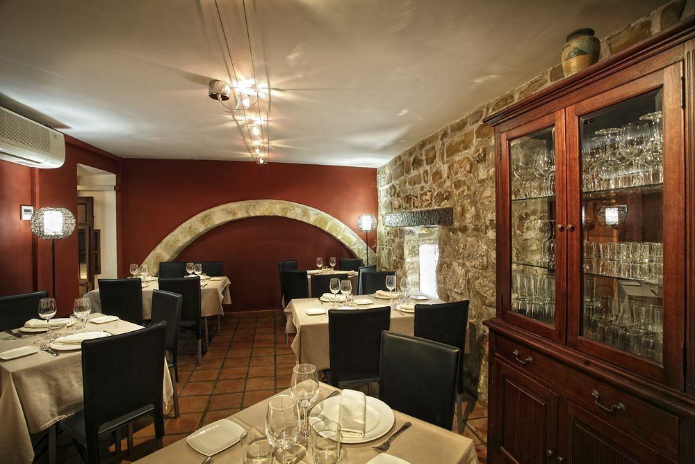 Alvaro De Torres Boutique Úbeda Buitenkant foto