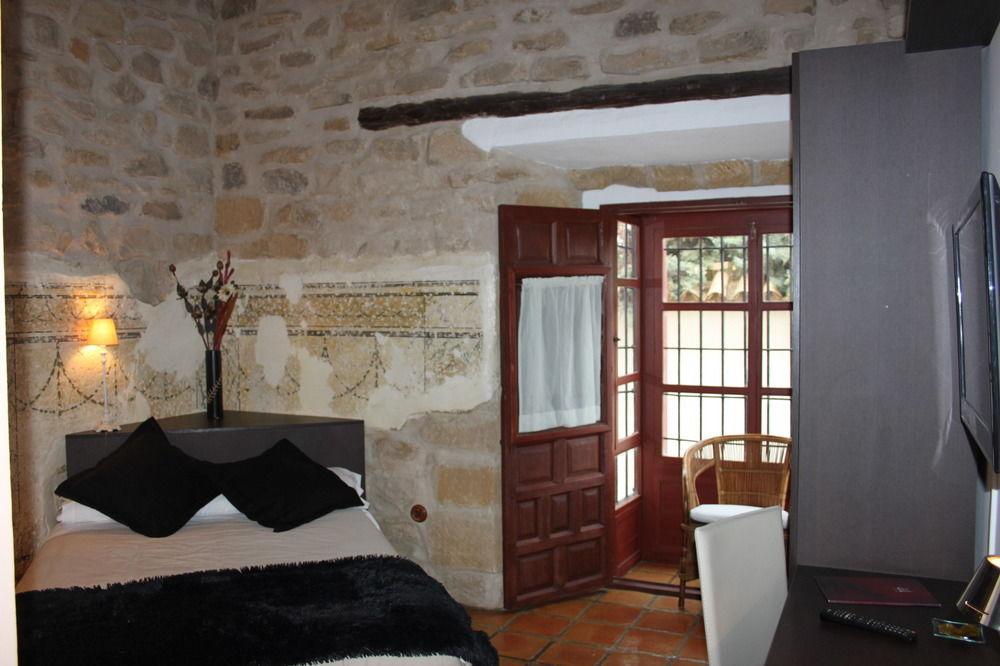 Alvaro De Torres Boutique Úbeda Buitenkant foto