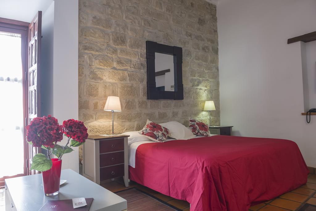 Alvaro De Torres Boutique Úbeda Buitenkant foto