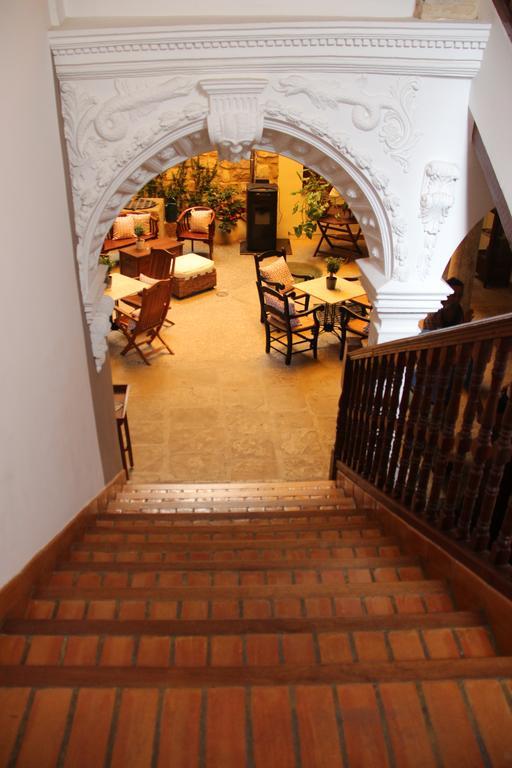 Alvaro De Torres Boutique Úbeda Buitenkant foto
